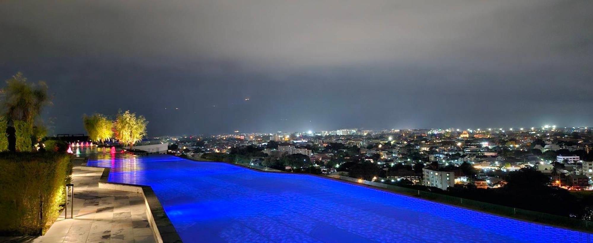Luxury Condo Astra Sky River Condo Chiang Mai Exterior foto